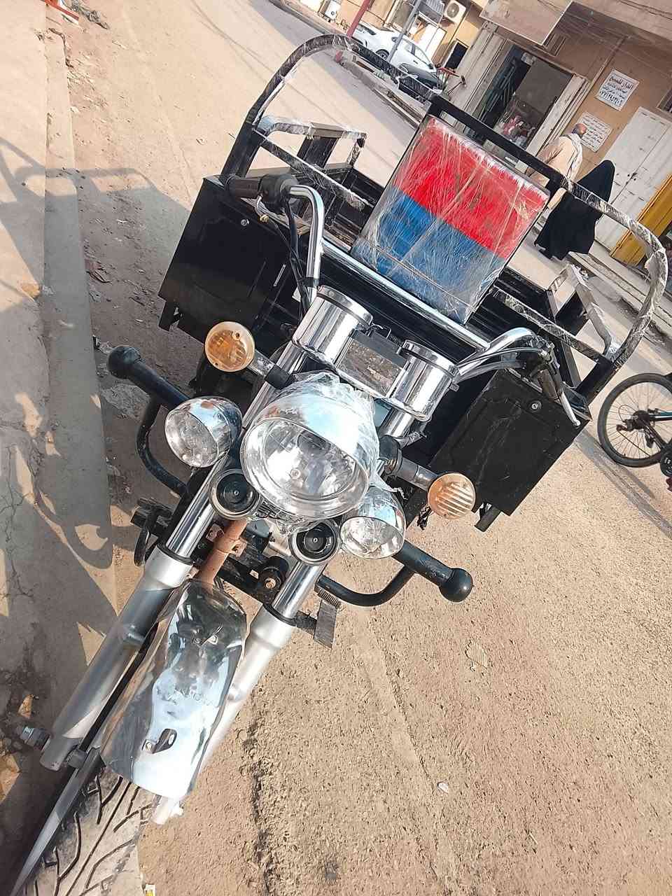 سلام عليكم ستوته صقر موديل 2025 ابلاديه لاصبغ وله لحيم كهربائيات كله جديد البارحه شديتهن هنه ودشبول ضفيره جديه نكره سلف جاهزه لآخر حبايه كفاله عامه جديده مكاني بغداد زعفرانيه سعر 2000 وبيه مجال 
***********
