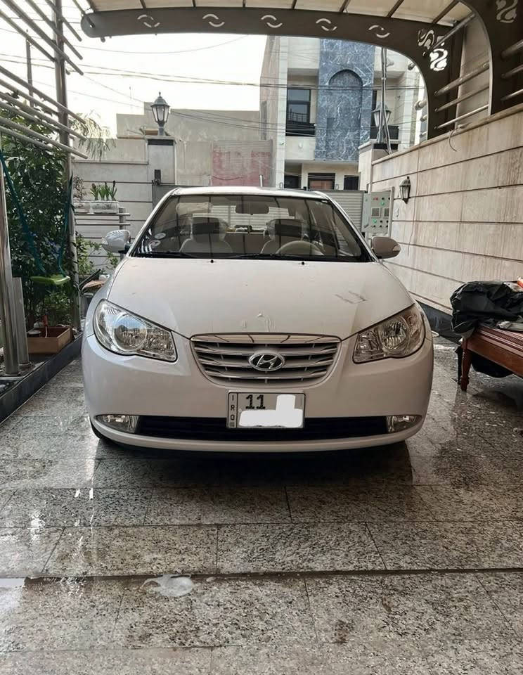 سلام عليكم بيع مستعجل جوه سوك 
النترا2011 خليجي كفاله محرك200دوش 
رقم بغداد بسمي
سياره ماشيه60الف السعر 110 بيه مجال بصيط 
***********
