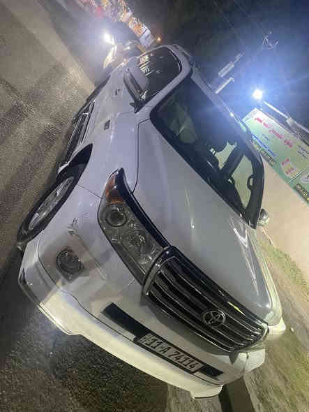 السلام عليكم لاندكروز 2008 محدث 2015 سياره جاهزه من كل نواحي بيها قطع صبغ ابيع حزام قماره تكم مكفوله مكاني بغداد 237 ورقه بيها مجال ***********
