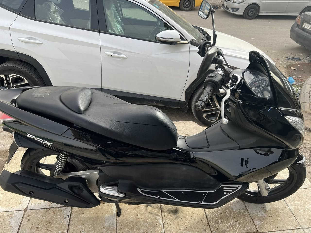 دراجه بيسي اكس الجيل الأول صارلها ٤ايام منزله رمبه كفاله عامه من كلشي مكينة كفرات رقم *********** ما متواجد فيس اتصال فقط
