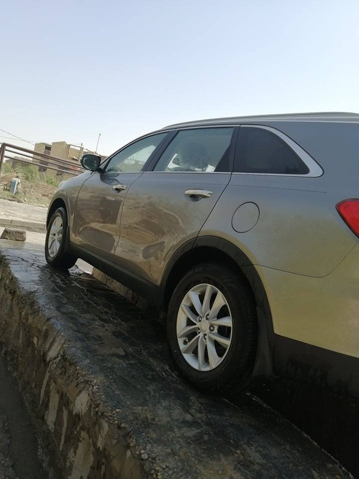 سلام عليكم البيع سورنتو موديل 2018 وارد أمريكي مبدل بنيد فقط والباقي مكفوله كفاله عامه الاستفسار عله الرقم ***********
