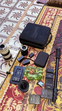 معدات تصوير للبيع .. شوف اليفيدك وتدلل 🎥 روننSCORP  نضافه 95 ‎%‎   عدس...