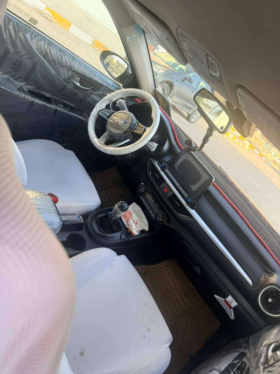 سلام عليكم فورتي 19 بسمي رقم بغداد نكليزي مصفره هيئه وغرامات جاملغ وبنيد بدون دواخل كير عادي مكينه كير حداديه تبريد كفاله سعر 112 وبيها مجال /***********
*********** العنوان ناصرية سوق الشيوخ
