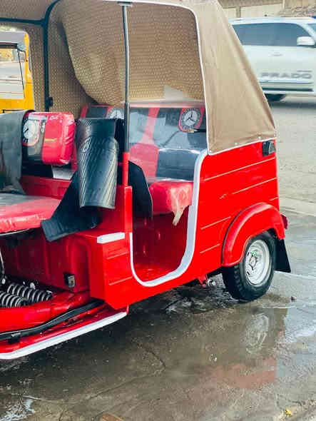 عشرين ورا ق ورا ق وكيله شاكر كفاله كشرته سعر 6ملاين بيه مجال مكاني المجر ناحية العدل
***********

***********
