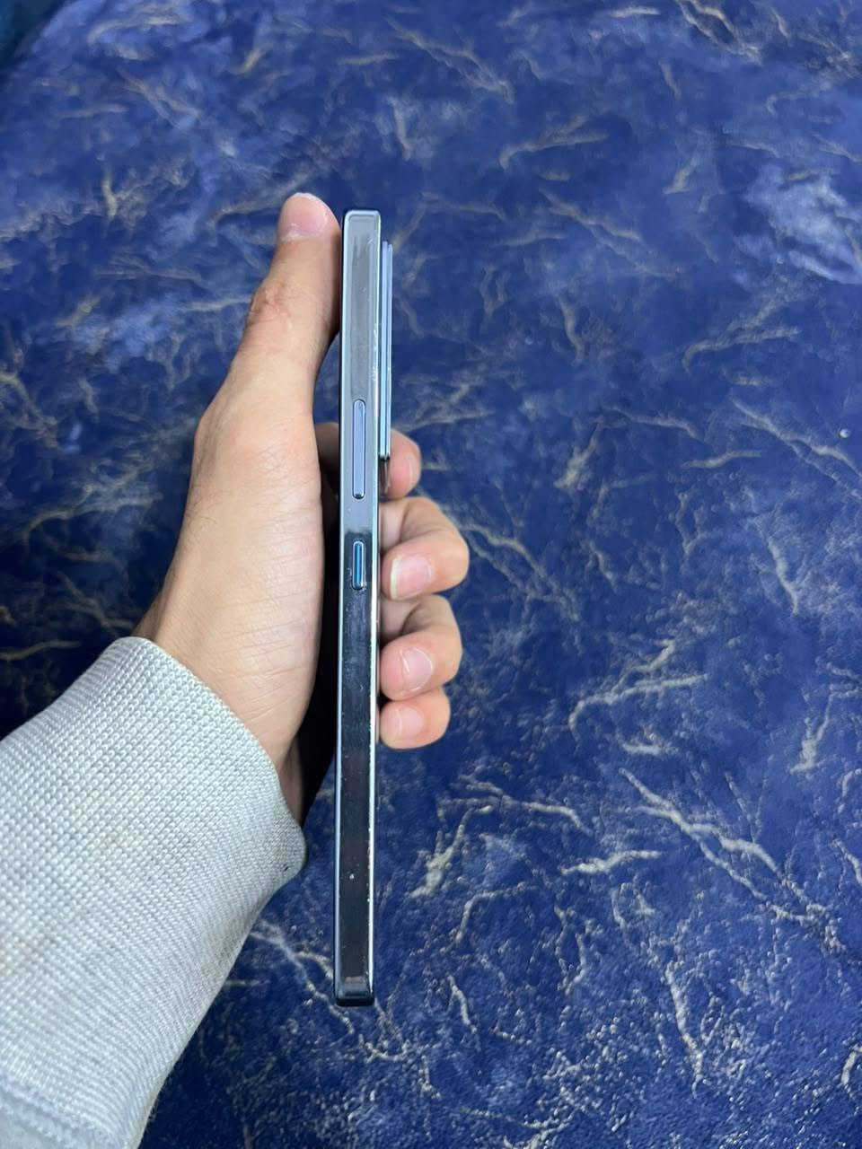 انضف infinix gt 20 pro بالسوك خدش مابي شرط
وجهاز معروف رام 12+12
ذاكره 256 و 144 فريم شاشا
وببجي 120 فريم للبيع سعره 300 مكاني ايسر
***********
