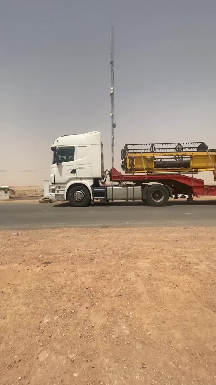 لودر لنقل الآليات و المعدات في كربلاء و جميع المحافظات من البصرة إلى دهوك موجود جميع احجام لودرات ***********
***********بي واتساب 
***********
