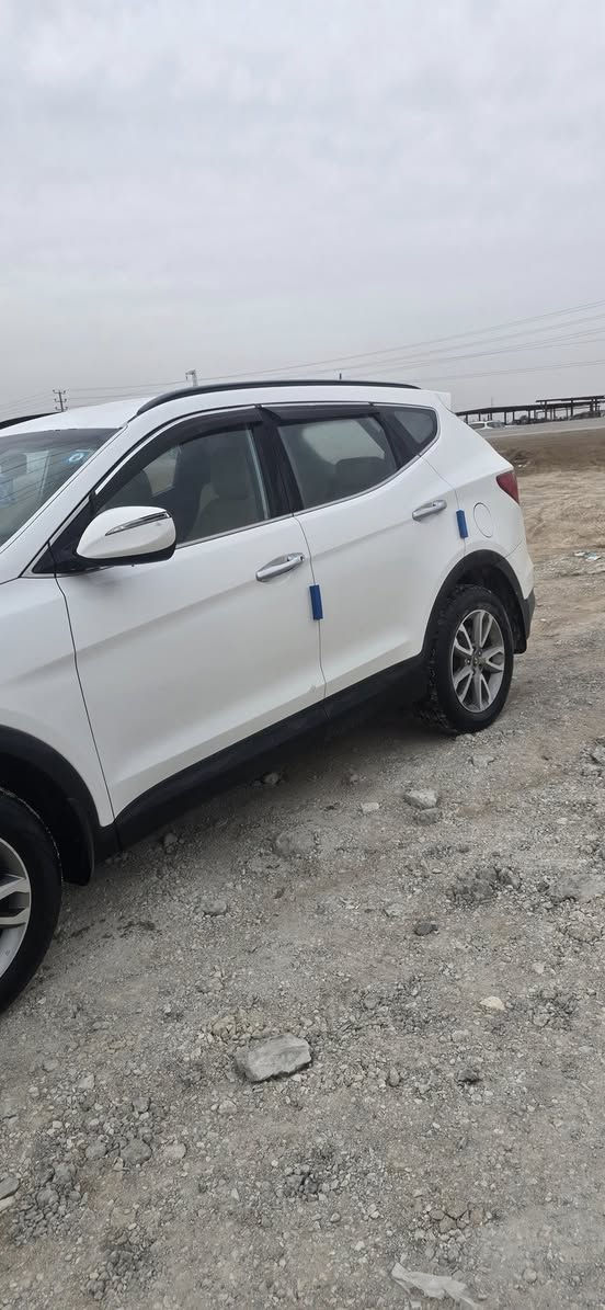 السلام عليكم للبيع او المراوس
هونداي سنتافي 2013 خليجي  رقم بابل بسمي مكفوله كفاله عامه بيه سونار بالمنشور ٤سلندر سبعه راكب ٣قطع تبريد اشاير بالمري تحكمات وحساسات مكينه وكير وحداديه كفاله 
مكاني الديوانيه قضاء عفك   
 السعر ١٦٠وبيه مجال  رقمي ***********
