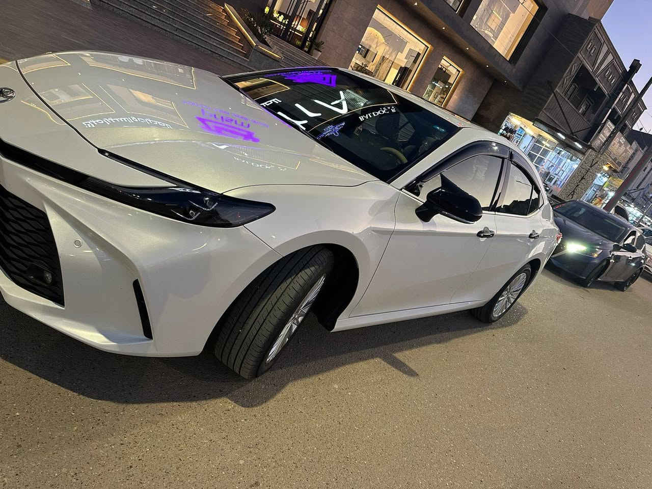 للبيع كامري ٢٠٢٥ خليجي وكالة ساز بانزين مرقمة بغداد باسمي مواصفات ال اي بانزين فقط  محرك 2500  سلايد وبصمة حاسات امامي خلفي اصلية لايت زنون بلادي دبل عدسة  كشن كهرباء
اشارة بالمراية ومرايا كهربائية  شاشة وكامرة وتبريد قطعتين وهاند بريك بصمة.
السيارة مكفولة من كلشي  ماشية 5000 والفحص وضمان ساز تبديلات زيت مجانية صيانة مجانية 
السعر 28 الاتصال *********** 
مكاني الرمادي
