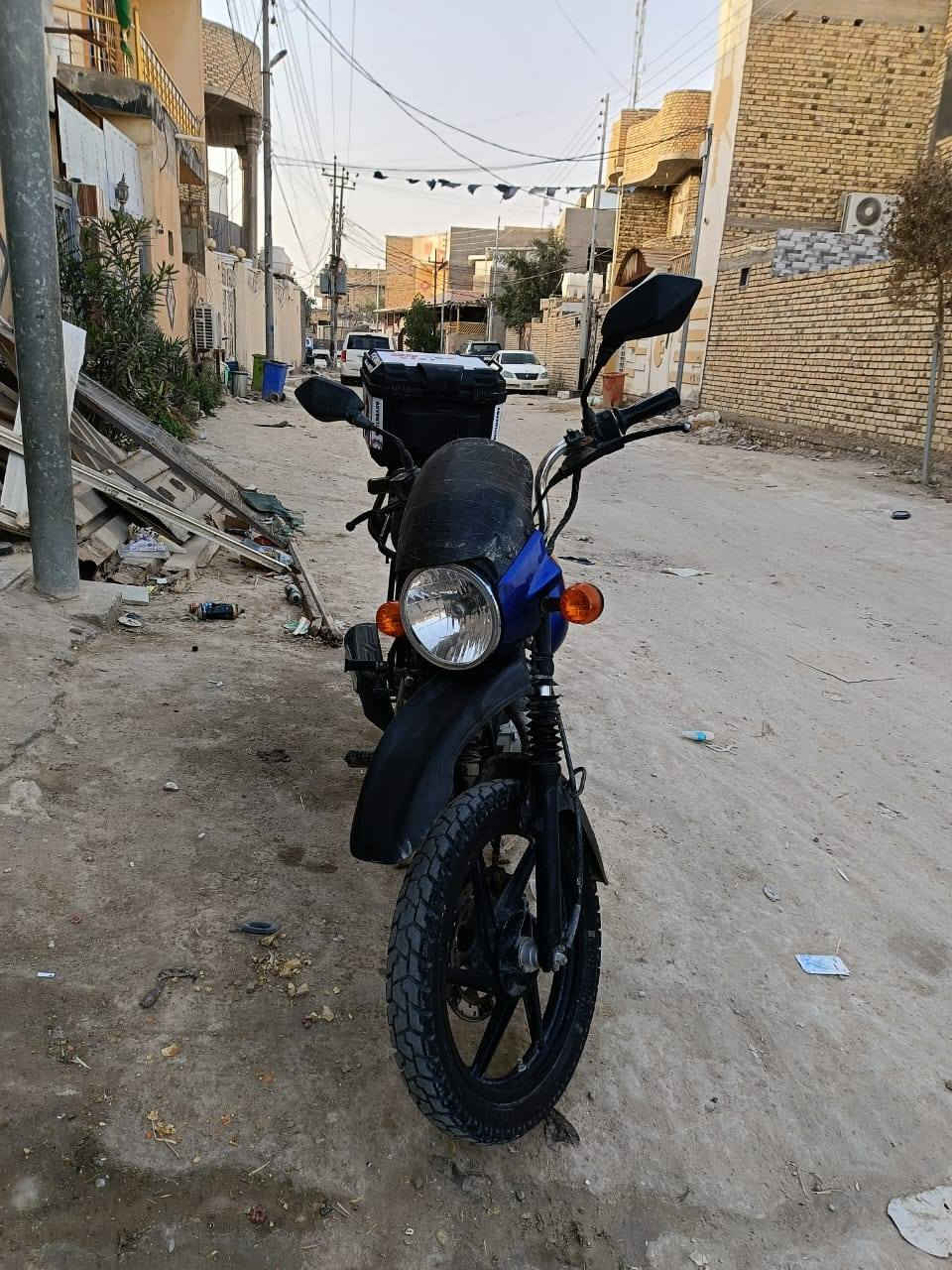 بوكسر جبلي موديل 2022 للبيع كير ومحرك مكفولات السعر 1200,000 وبيها مجال 
الاتصال او واتساب ***********
