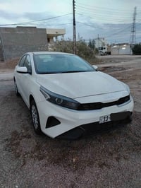 سيراتو 2024 خليجي  رقم بغداد بسمي تحويل  مكينه 2000 داخل لونين مواصفات...