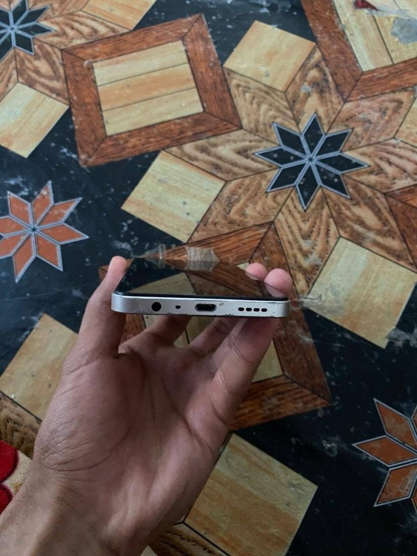 سلام عليكم مرخصت الادمن جهاز realme C33 ذاكره 128 جهاز قوي وسلس وبلادي مامفتوح ابد عل فحص كله بلادي وشغال وعل فحص البيع والمراوس مكاني فلوجه


**إذا كنت صاحب هذا الإعلان وتريد حذفه لأي سبب، رجاءا أرسل رسالة إلى الدعم الفني**