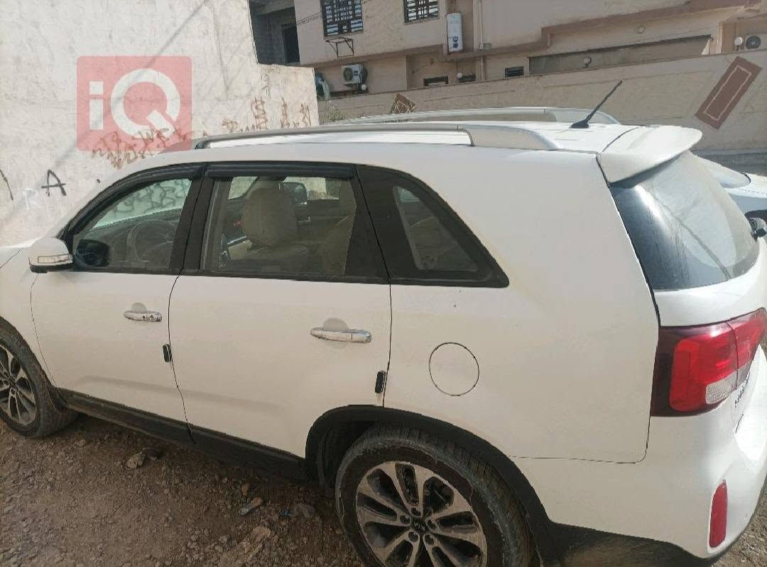 سيارة سورنتو للبيع فول موصفات محرك دوش 2400
خليجي بدون اي ضرر السيارة بأسمي سنوية وهزة جديده السعر 157
التواصل مع الرقم ***********
***********
