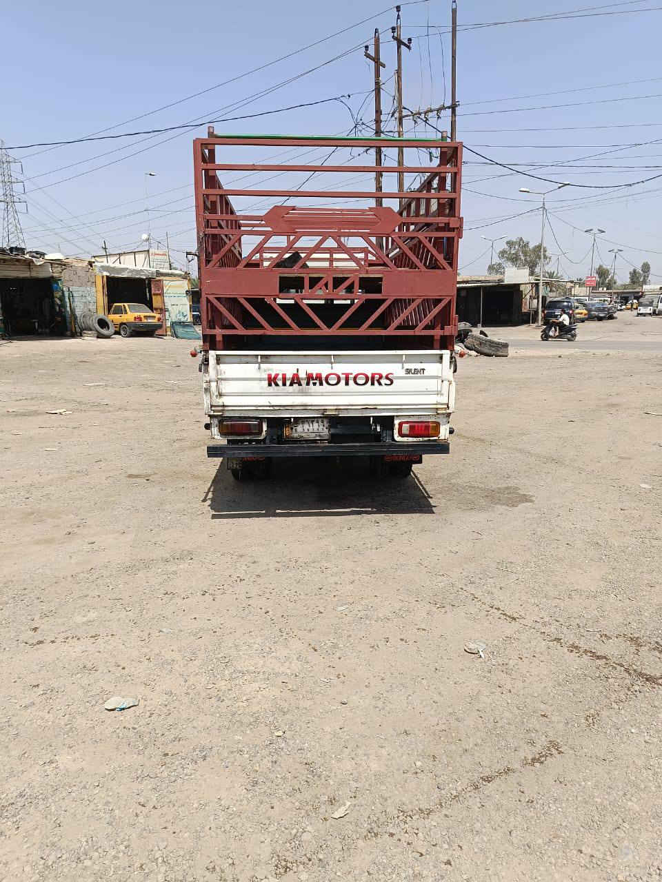 للبيع كيا ماكينتها 300 سوبر مكان السياره بغداد الشعله السعر 80 استفسار ***********
