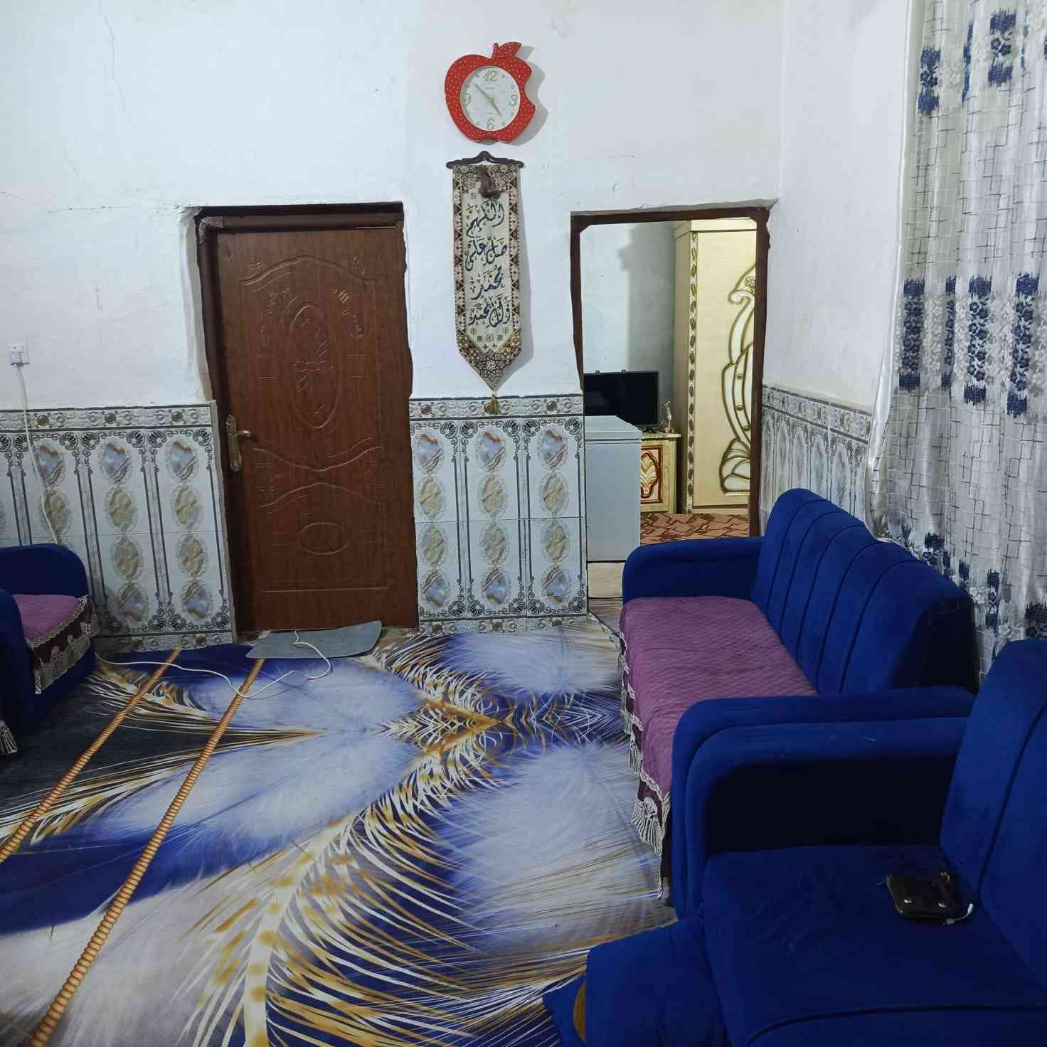 مرحبا بيت للبيع الدجين شارع حجي كشكول في المقدمه الشارع داخل فرع. بناء مرتب بلوك عكاده غرف ٢ صاله مطبخ استقبال. سعر ٤٥ استفسار 
 يوجد المزيد من البيوت  راسني واتساب   ***********
