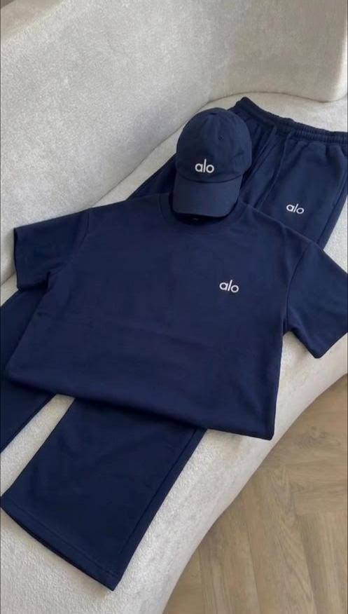 الوان صيفية بتاخد العقل ❤️‍🔥

قماش سكوبا اجنبي صيفي بارد 
القماش توب ولا غلطة 😍

ال alo تطريز عالبنطال والبلوزة 

بلوزة بتغطي الورك 
بنطلون قصة بوت كات 

تفاصيل البجامة بيرفكت
 قصة✅ 
قماش✅ 
الوان✅
لبستها اليومية والعملية ✅

قياس 1 بلبس 36 38 40 
سايز 2 بلبس 42 44 

الالوان الصيف المميزة :
اصفر زهر سماوي كحلي 

السعر عليكم : 

توصيل ضمن الشام وشحن للمحافظات  
مباشر 

شحن لإدلب ومنبج بشركة مسارات


**إذا كنت صاحب هذا الإعلان وتريد حذفه لأي سبب، رجاءا أرسل رسالة إلى الدعم الفني**