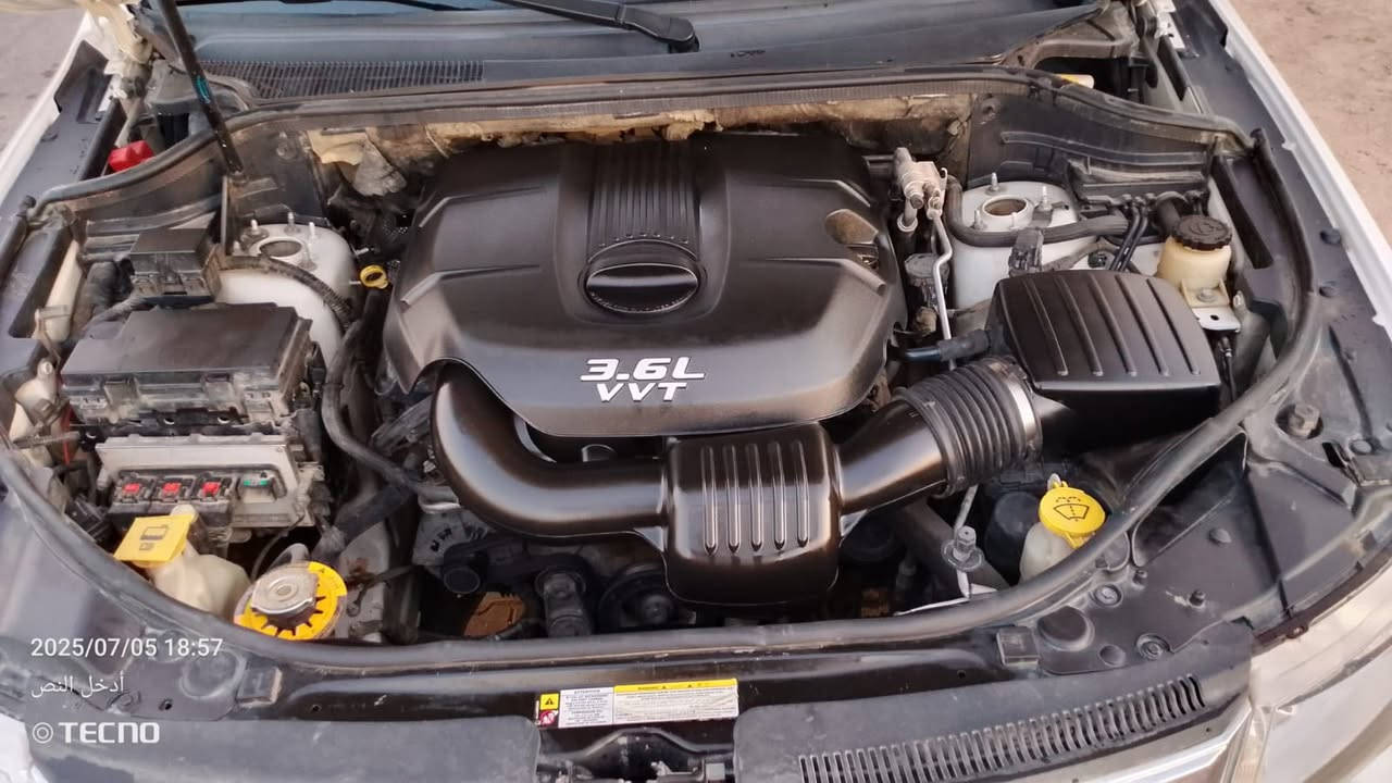 للبيع جيب كراند شيروكي موديل 13 خليجي مكفولة رقم بغداد بااسمي ماشيه 150 الف حقيقي سعر 220 الاتصال ***********
