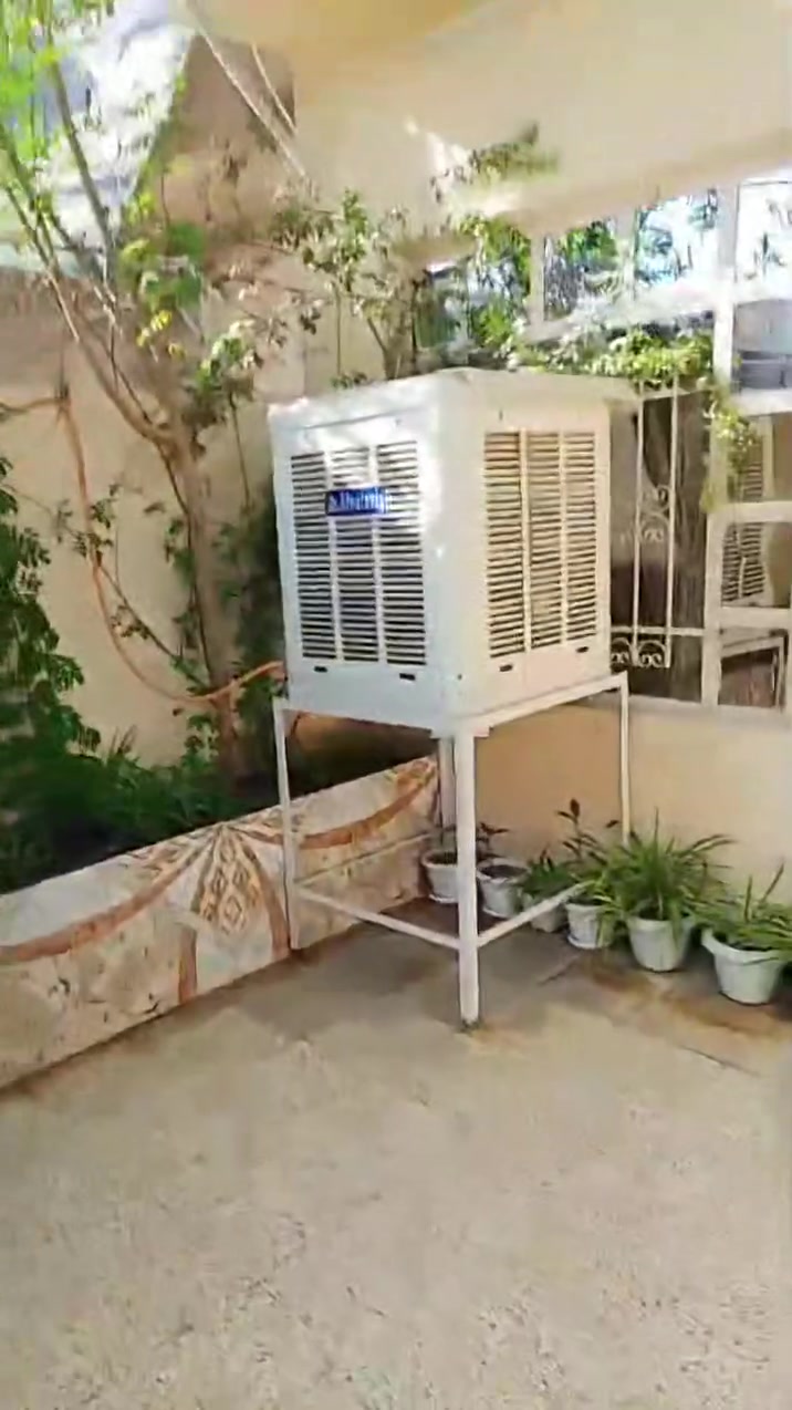 دار للبيع موصل حي الانتصار شارع 60 خلف مول تبارك مساحه 100متر غرفه وهول واستقبال ومطبخ وصحيات ومشتملات سند طابو الزهور شرط التحويل ملك صرف السعر 57 بي مجال للاستفسار الاتصال على الارقام التاليه *********** ✅ *********** واتساب ✅✅
