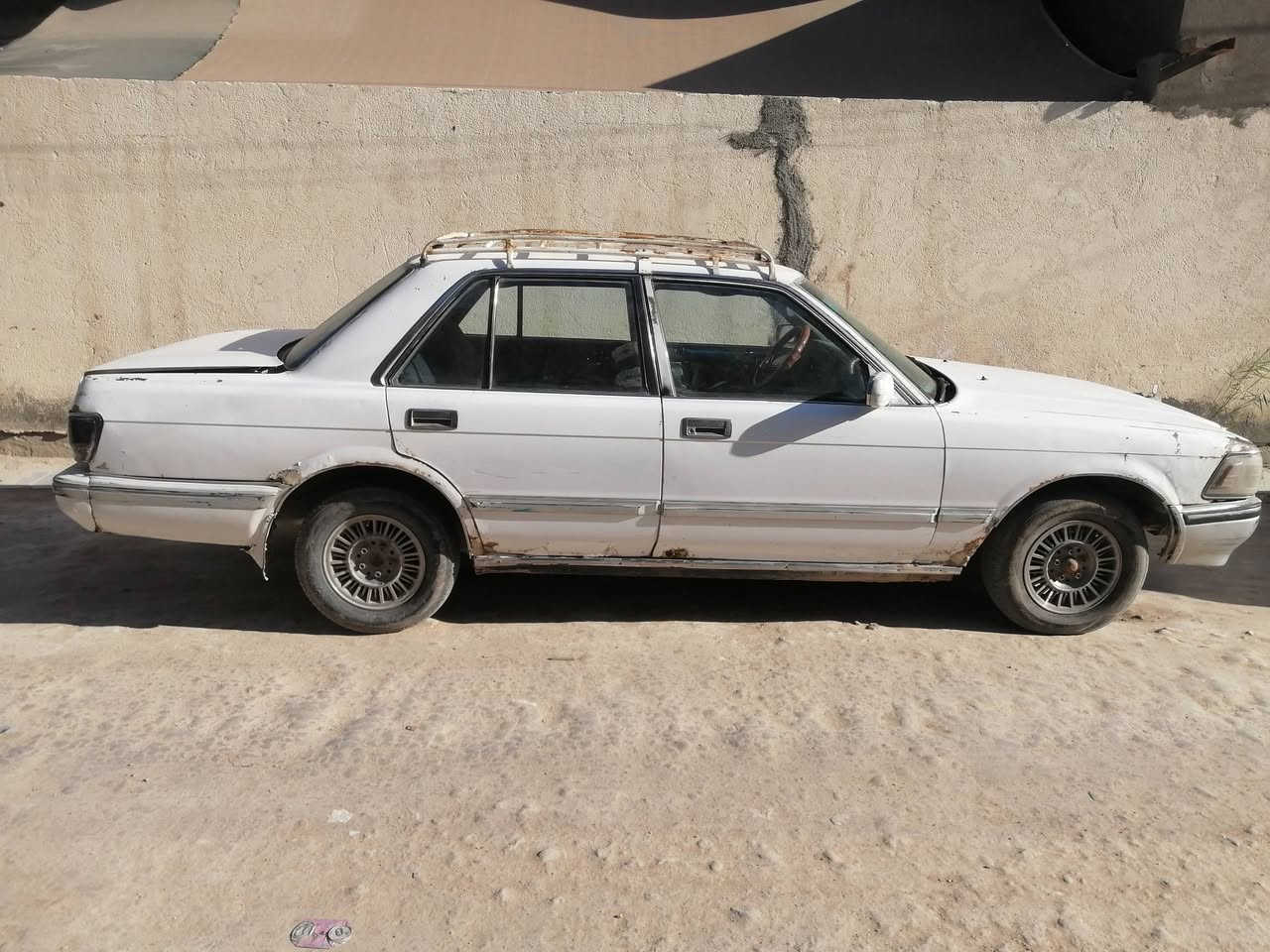 سيدان مديل 1990 يسرا بلاد جاهزه من كلشي مكينه جديده فيفيتي 2 ونص حداديه جاهزه تبريد شغال سياره خير من الله ب اسمي تحويل مباشر ب 37 رايدها مكاني ناصريه مركز ***********
