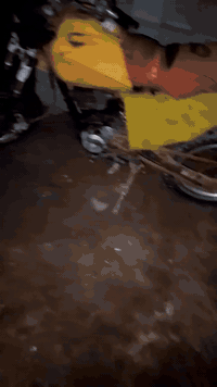 سلام عليكم دراجه قفاز نوع نامه للبيع موديل2008 مكينه بلاد 200 كامت وتركتهه للعلم صوت مابيها المكينه صارلي 3أشهر  من تركته أبيع كوم حديد أكفل سرقه أوطلب   مكاني ناحيه  سيد أحمد الرفاعي السعر 175 وبيها مجال قليل رجأن لمو شراي لا يراسل


**إذا كنت صاحب هذا الإعلان وتريد حذفه لأي سبب، رجاءا أرسل رسالة إلى الدعم الفني**