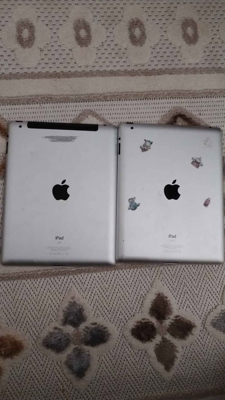 ايبادات عدد اثنين للاطفال شغال يوتيوب العاب اصلي امريكي مع شاحنه اصليه😍😍 كل هذا ب80000 د.ع 😱 لحگ الان🔥 كربلاء, العراق


**إذا كنت صاحب هذا الإعلان وتريد حذفه لأي سبب، رجاءا أرسل رسالة إلى الدعم الفني**