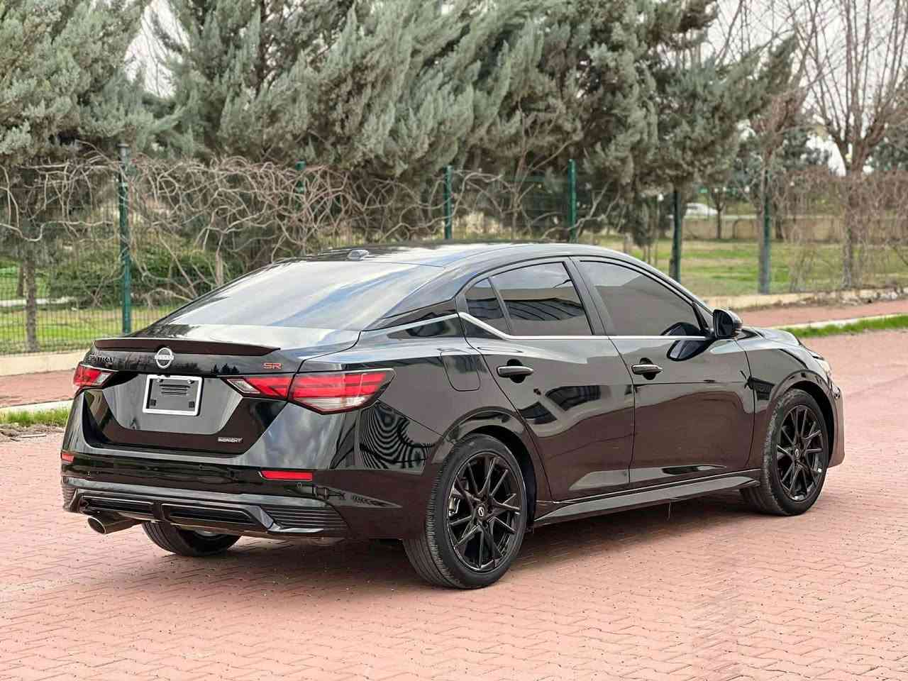 نيسان سينترا 2025 SR 
مواصفات SR ,MlDNlGHT
السعر 149 $ مجال كلش قليل 
سياره كلين بدون صبخ  دعامليه ل دعاميه شرط بدون ملاحظات بدون شخط بدون بارد 
مواصفات معروفه تشغيل عند بعد 
بصمه ابواب بصمه 
صندرق بصمه 
تحديد سرعه 
رادار 
ويل كروم شكل جديد 
كشنات هيتر 
فول مواصفات ما عدا فتحه 
ماشيه فقط 2 mil حساب زيرو 
گير محرك حجر گزوز شريكه 
سياره بدون تترقم شيمالي اربيل دهوك سليمانيه 
مكان سياره عقره ابعت عن اربيل و موصل ساعه 
رقم هاتف ***********واتساب
رقم كورك *********** واتساب 
رقم هاتف اسيا *********** بث مباشر أربيل, العراق
