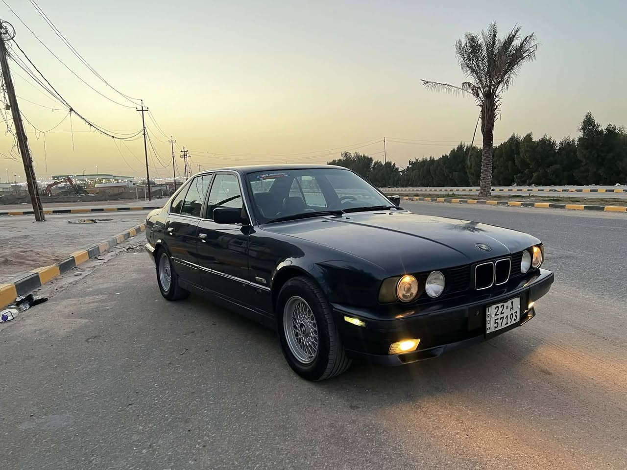 بيئم موديل 1991 اصل
حجم 525اصل مكينه مسكر عدله 
كير مكينه حداديه مكفولات 
سياره مكفوله من الضربه بيه صبغ عام للجماليه 
رقم اربيل انكليزي سنويه مجدده مكاني نجف سعر 58وبيه مجال قليل ***********
