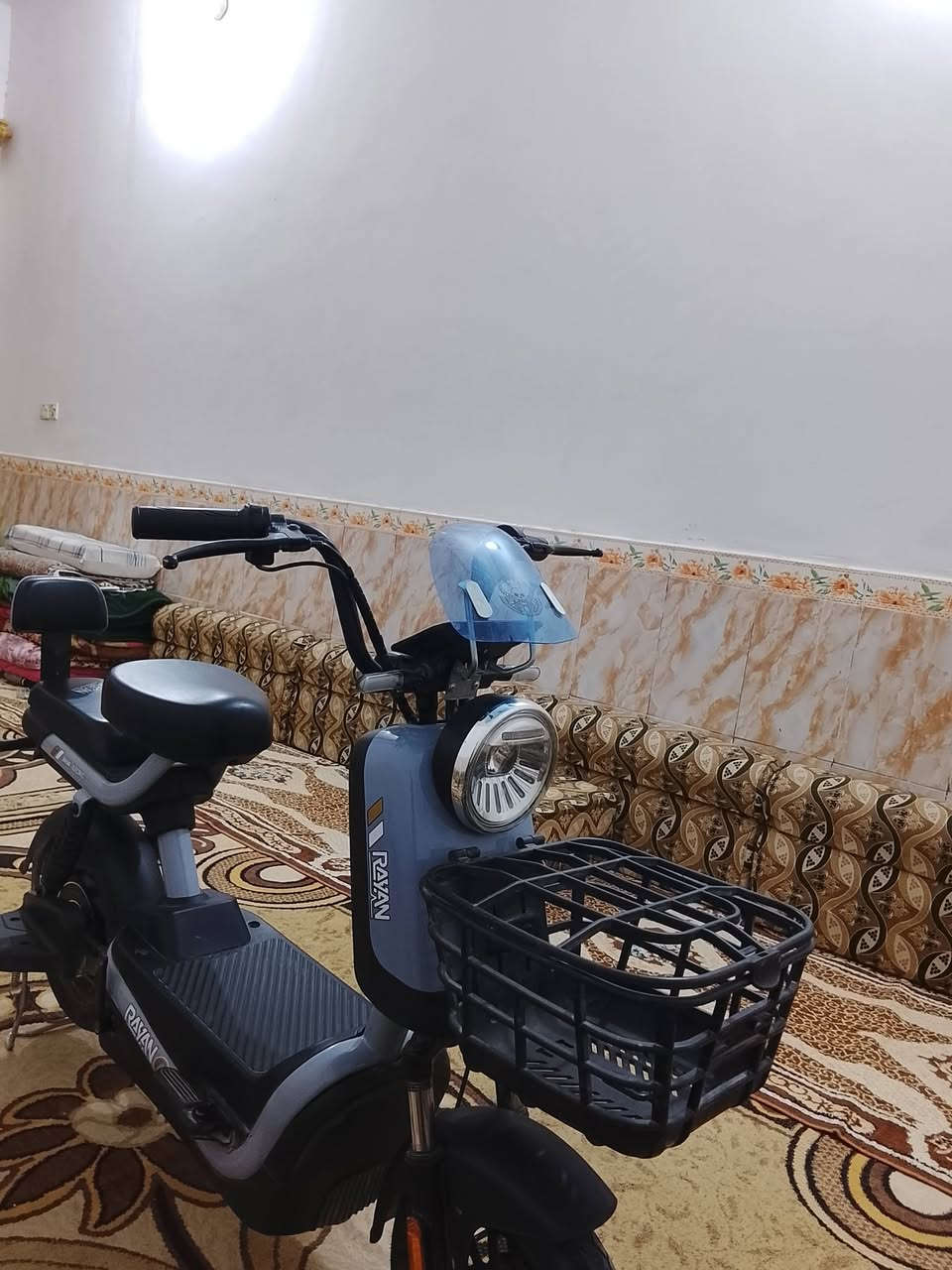 سلام عليكم اخوان درجه للبيع شحن الريان مستعملة قليل السعر خاص هااذ رقمي *********** مكاني سوق الشيوخ ذي قار
