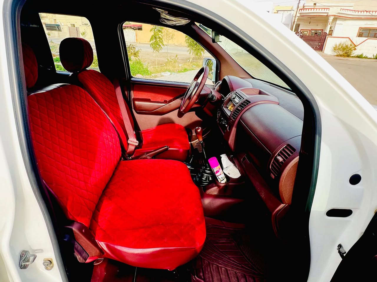 للبيع بكم نيسان نيفارا موديل 2009
سياره جديده حيل ماشيه 120
بدون لا صبغ ولا بارد جديده حيل على وضع الشركة
رقم صلاح الدين دولي بأسمي سنوية الى 2030 هزه جديده
كير عادي داخل احمر
كير محرك صدر تايرات تبريد كله جديد وشرط
سياره على وضع الشركة ما ملعوب بيهه كفاله
السعر 105 وبيهه مجال قليل 
مكاني تكريت
***********
