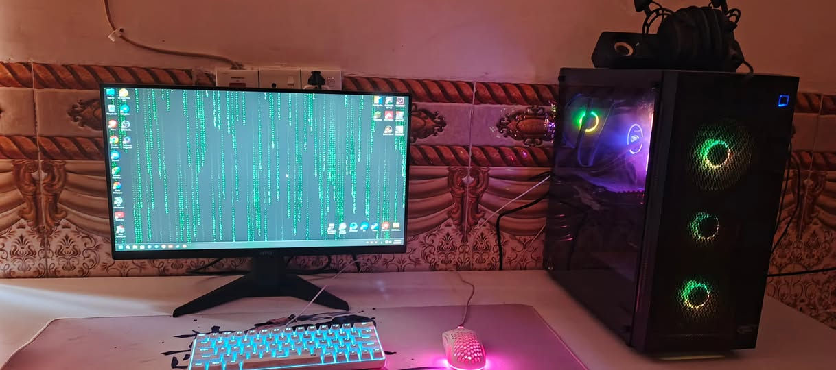 تجميعه pc للبيع 

موصفات الكيس

Core i5 10400

كورسير ddr4 16 ram 8x2 3200mhz

‏‎كارت شاشه MSI rtx2060 6G الكارت مبدل مراوحه و شديتله مروحه جبيره لان صار خلل بتك منهن بس مبيه شي و اضمنه

 ‏M.B z490 a pro

‏‎مبرد مائي deepcool

 ‏Ssd 128 SATA

Ssd M.2 nvme 500GB Samsung evo 970

HDD 1TB

‏Power  deepcool 700w

بـ 600 الف

شاشه من msi بعدهي جديده

حجم 25
200hz
0.5ms
IPS

بـ 160

ميز مفصله تفصال من بيج فصلته ب 180 الف جديد صار شهرين من فصلته بس شديته و عفته

بـ 140

سبب البيع عدم التفرغ و واهس ماكو 
مكاني النهروان شارع الشمري
رقم الهاتف
***********
