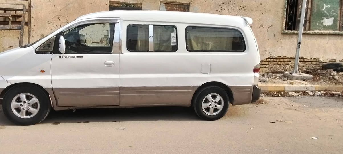 ستاركس مفتوح الفين ٧ سنويه ٢٧ راعيه يمي رقم الماني كربلاء مكينه بيه تبخير قليل كير جديد باتري جديد منضومت زنون  شواصي حلوا مصبوغه حزام ضربه مابيه خليجيه فول مدوشمه كاعيه وتنته وكشنات جلد العنوان الناصريه السعر ٦٨ قفل كل تفاصيله هاي *********** مروس بتكسي
