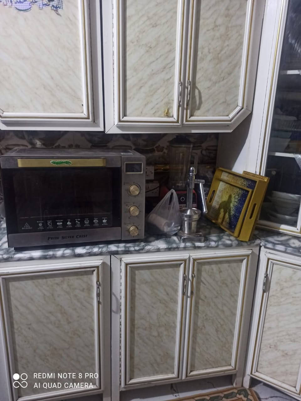 كاونتر لبيع جديد السعر 550 بي مجال قليل هذة رقم صاحبة ***********
