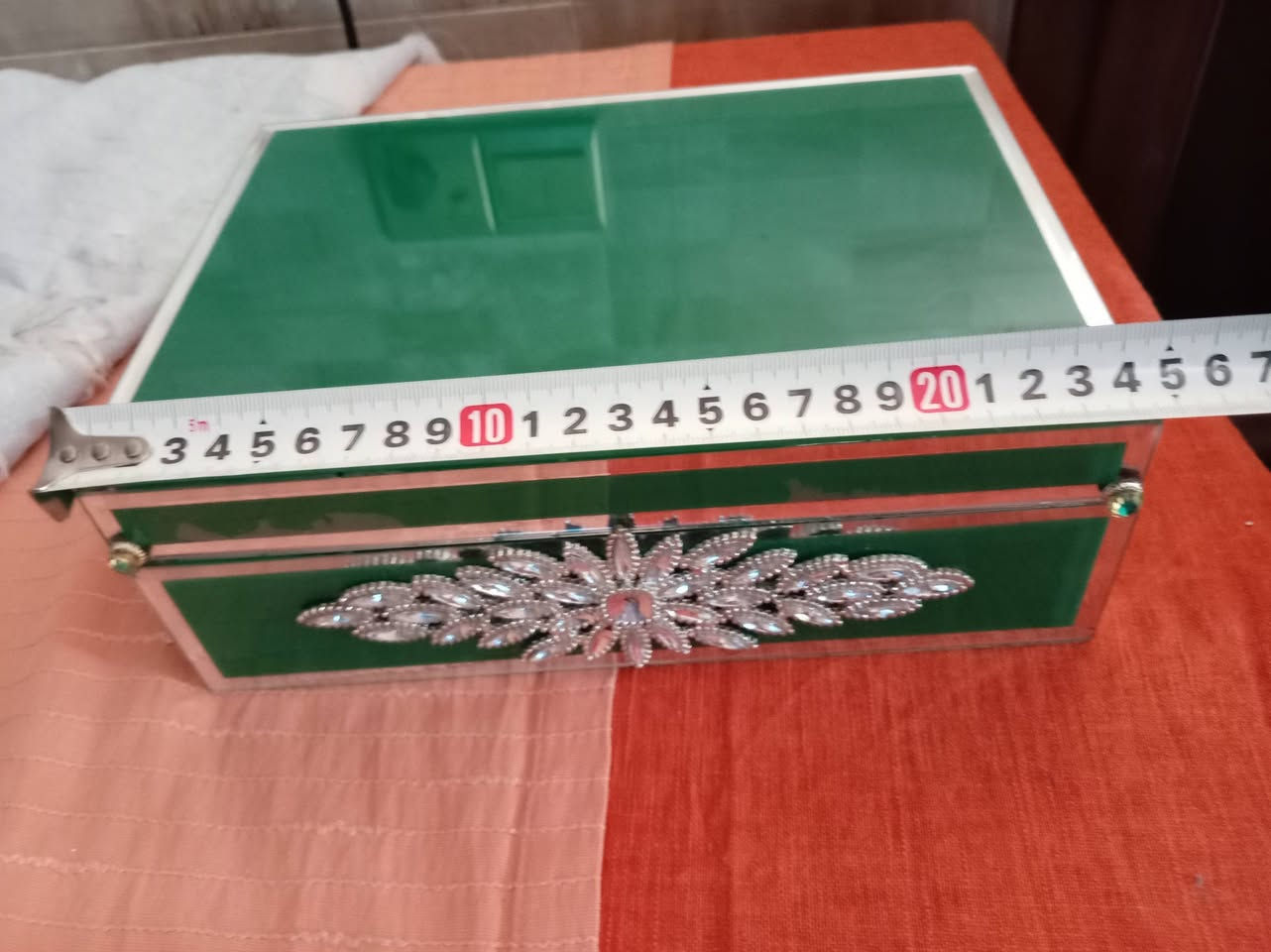 علبة مجوهرات بلور نضيفه ميه بالميه سعر على الخاص


**إذا كنت صاحب هذا الإعلان وتريد حذفه لأي سبب، رجاءا أرسل رسالة إلى الدعم الفني**