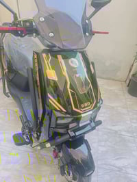 وحش الكون • ٥ بطاريات • بريك دسك