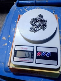 زنجيل فضه الوزن68 غرام سعر غرام 3500 المكان البلديات 07838328858