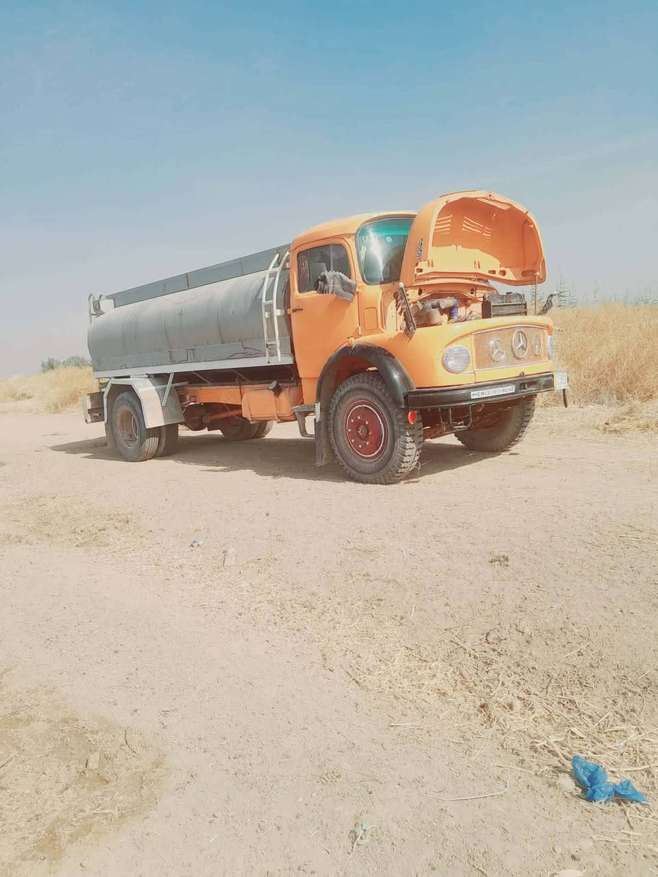 سلام عليكم ابو ردين البيع مكفوله كفاله عامه كير اكسن شصار محرك تخم تاير رقم الانبار انكليزي تحويل ثاني يوم موديل 1982//***********////***********////وهاذا
بي واتساب ***********
