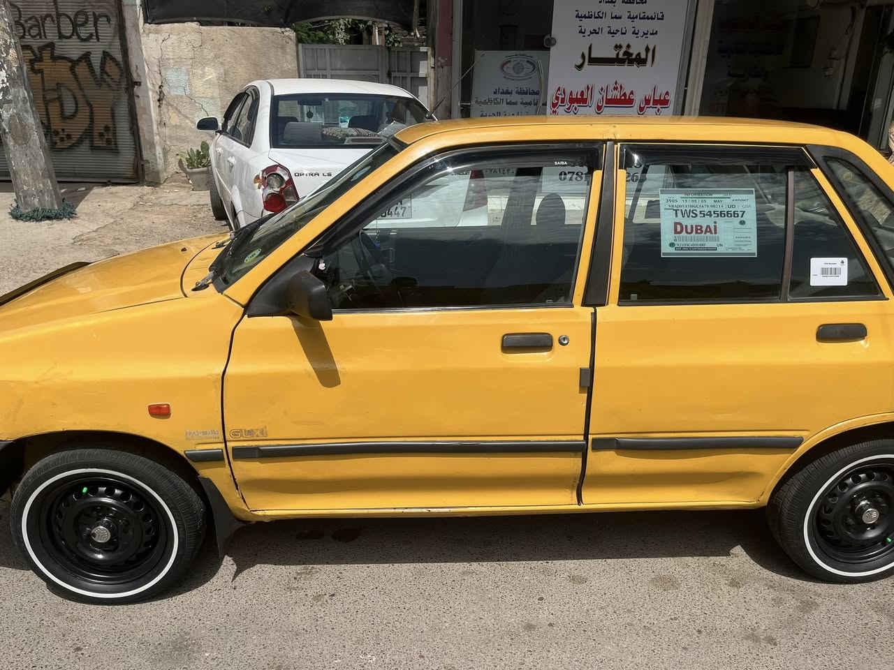 سلام عليكم سايبه مديل11للبيع
سياره نضيفه كير مكينه تبريد كفاله

سعر 26 وبيه مجال 

***********

العنوان بغداد الحريه
