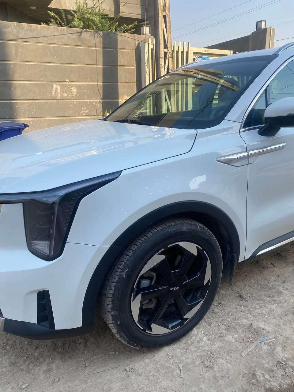 سورنتو ٢٠٢٤ خليجي مجموعه الدوليه 

ماشيه ٤٠ كيلو 

مواصفات 

قماره حديد 

دواخل مخمل 

كراسي كهربائي 

رادار 

٦ سلندر 

٧ راكب 

تشغيل عن بعد 

جنطه كهرباء 

ويل كروم ١٩ 

بيها دخه خفيفه كما موضح بالصور 

تبريد لمس 

رقم بابل 
السعر 280 وبيها مجال
مكفوله 

رقمي *********** حلة, بابل
