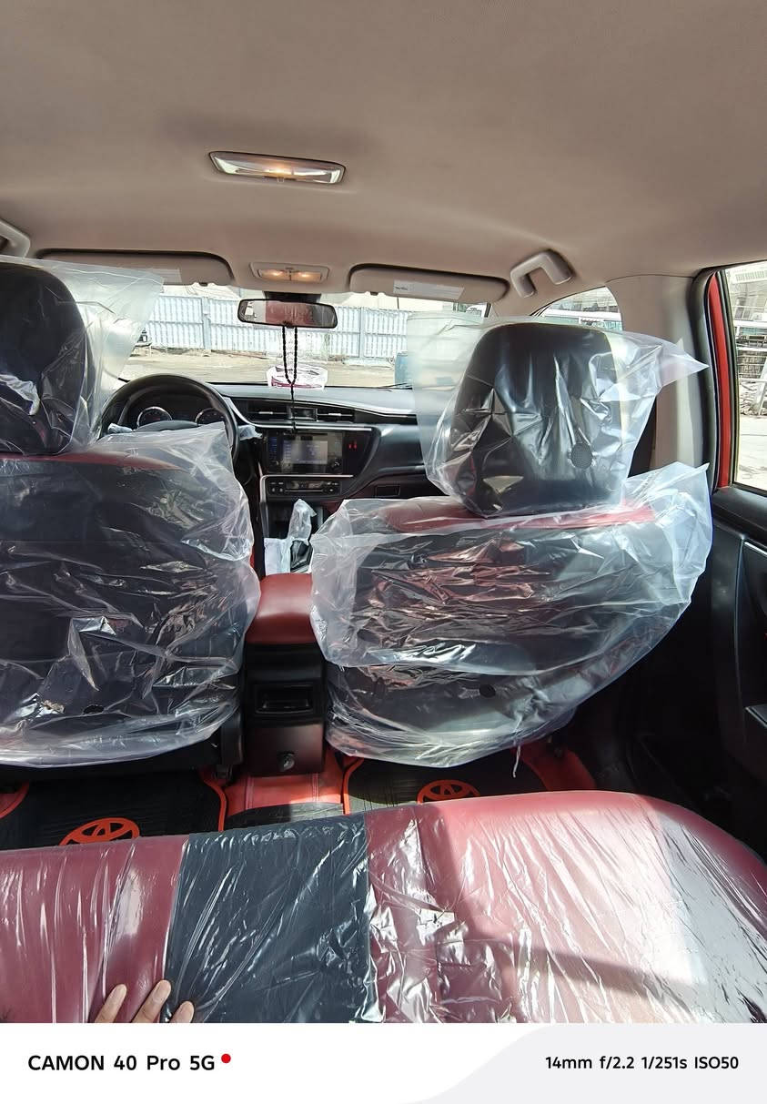 كورلا ١٨ حمره بسمي ثاني يوم احولك وسنويه لل٣١ وهزه جديده سياره مرتبه وحلوه بيها جاملغ ودعاميه قرش وباب صبغ ماشيه ٩٨ مواصفاتها كدامكم مكاني بغداد المشتل وتجي تاخذها من باب بيتي سعرها شده و١٢ وهذا رقمي ***********
