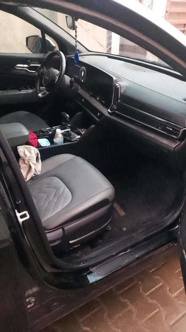 السلام عليكم للبيع كيا سبورتاج موديل 23 سياره فول سياره للبيع سياره مواصفات حلوه سياره جديده عنوان
بعداد جديده ***********
سعر السياره 190 ورقه بدون رقم السياره
