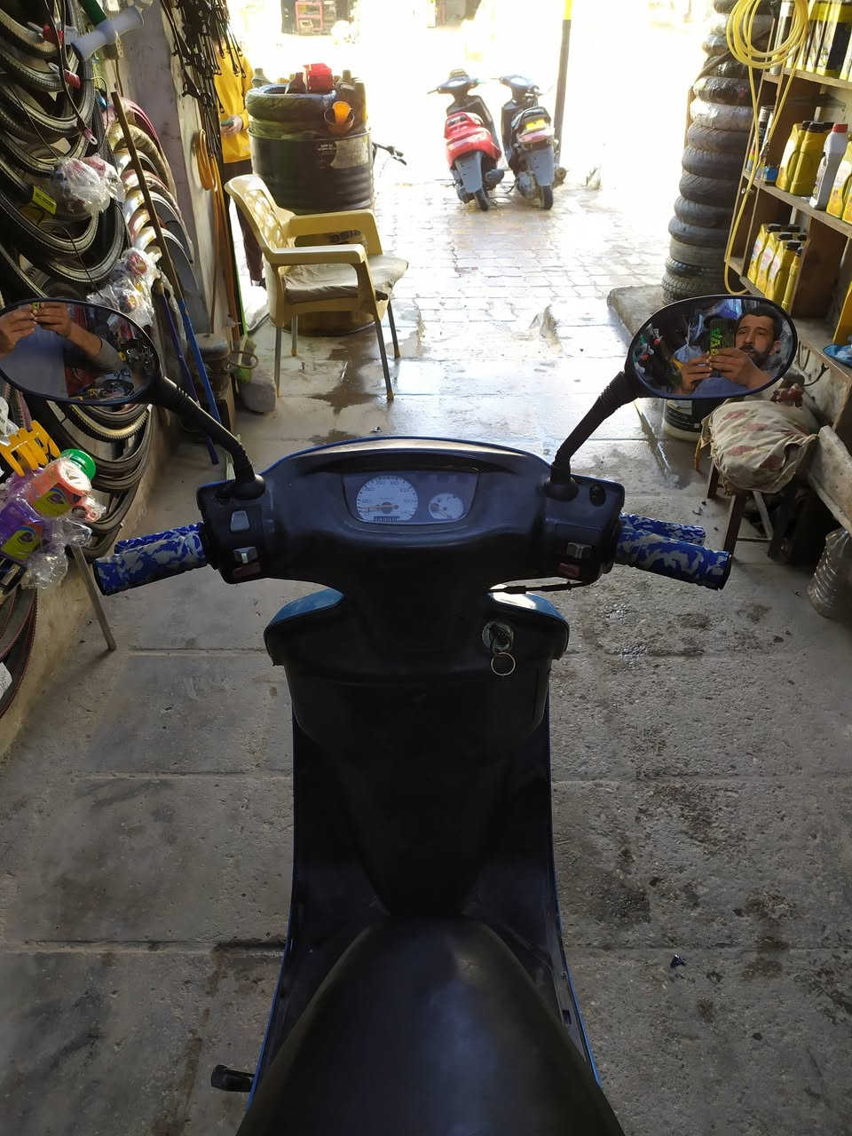 السلام عليكم دراجه فراشه للبيع مفتوحه والفات كلها شغاله السعر 450 وبي مجال بابل القاسم شارع السياحي ***********
