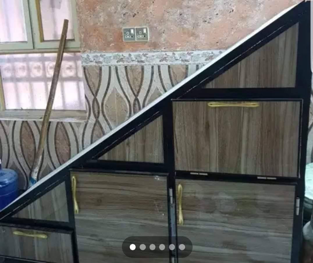 كاونتر مثلث جوه الدرج اخو الجديد القياسات مكتوب مع الصورسعره ب٣٥٠  كاونتر ثاني داير مداير يصلح لازم ياخذونه اهل الكاونترات  ١٤متر سعره بب٤٠٠ وبيه مجال اللمنيوم الاصلي مكاني البنوك المراسله خاص


**إذا كنت صاحب هذا الإعلان وتريد حذفه لأي سبب، رجاءا أرسل رسالة إلى الدعم الفني**