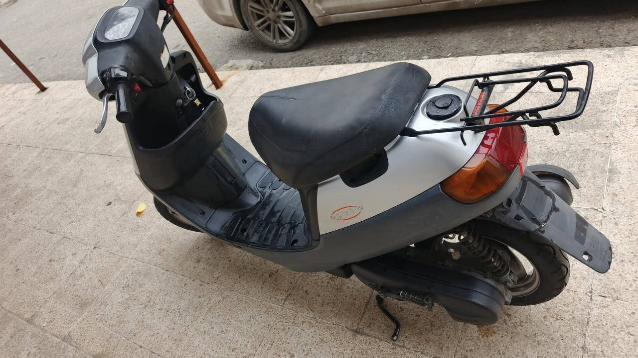 ماطور بوتين جديد مال شحن برغي مابي مفتوح شرط مكينة نار قبغ هندر ما مفتوح 
مكاني موصل الأيمن 
سعرو ٧٢٥ ومجال 
***********
