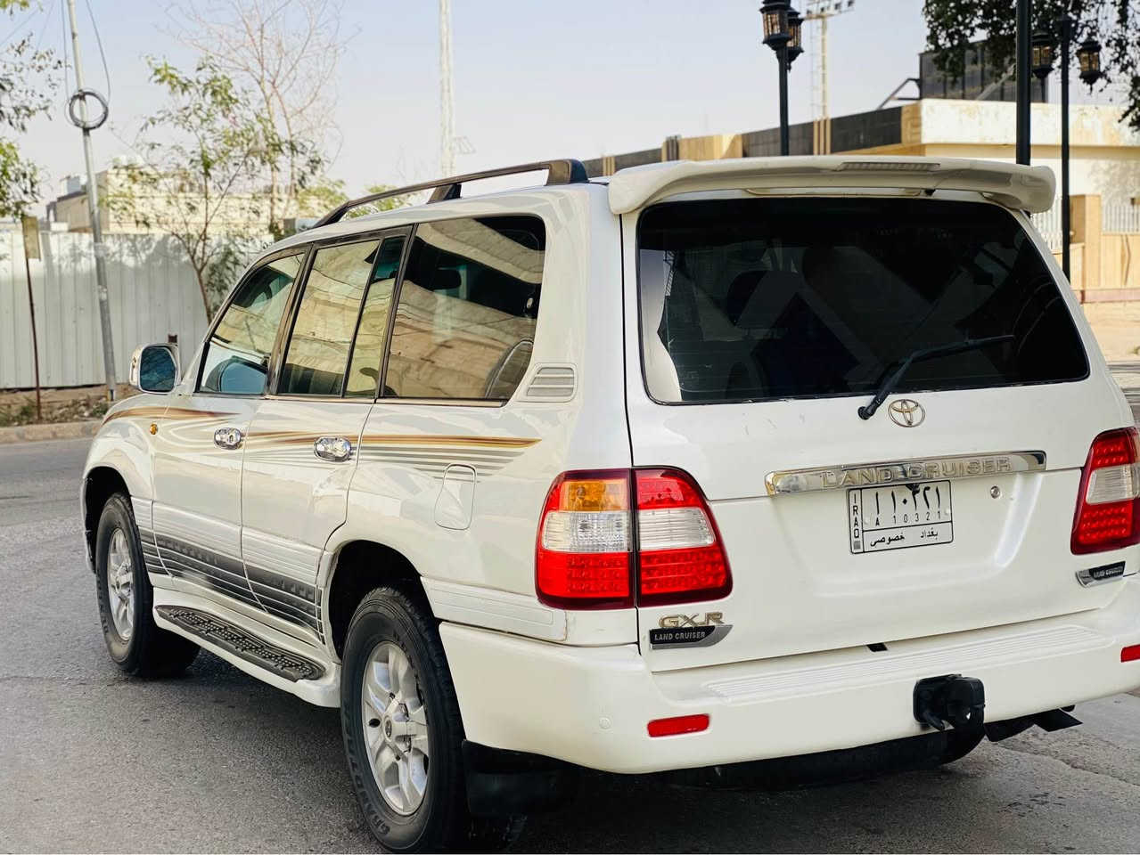 لاندكروز مديل 2006خليجي السعر 134للأستفسار ***********مكفوله من الضربه مصبوغه  لجماليه مكفوله من التجيه او انقلاب سياره جديده وجاهزه حداديه محرك وكير مكفولات محرك 6سلندر حجم 4000فول مواصفات شاشه فتحه كامره 7راكب 3قطع تبريد ثلاجه فورويل دبل تانكي  تبريد ثلج ❄️ رقم بغداد  مكان كربلاء كربلاء, العراق
