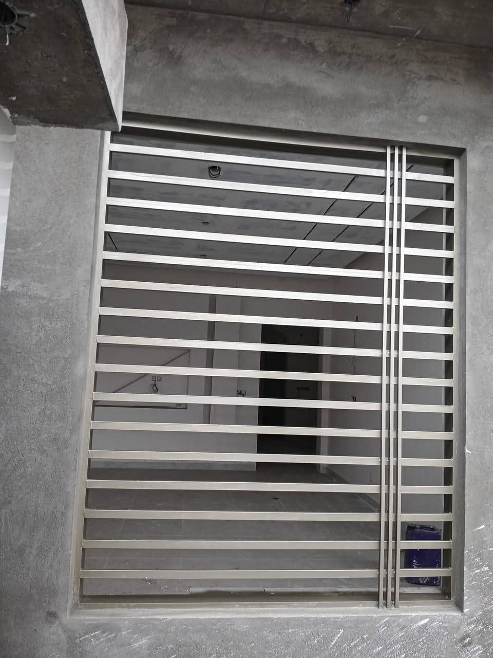 صبغ وتنظيف الشبابيك والابواب وصبغ الجدران بأسعار مناسبة *********** للاتصال +واتساب شغل درجه اولى
