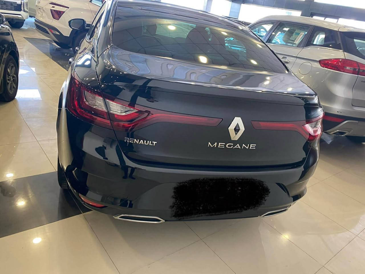 رينو ميكان 2023
كير محرك كهربائيات ياباني نيسان سنترا كلها 
ماشيه 22 الف ايد وحده من الشركه 
مكفوله من الرقم للرقم 
سياره فول مواصفات 
رقمها اربيل دولي 
رقم سنويه هزه كلها جديد 
مكان اربيل 
***********
*********** أربيل, العراق
