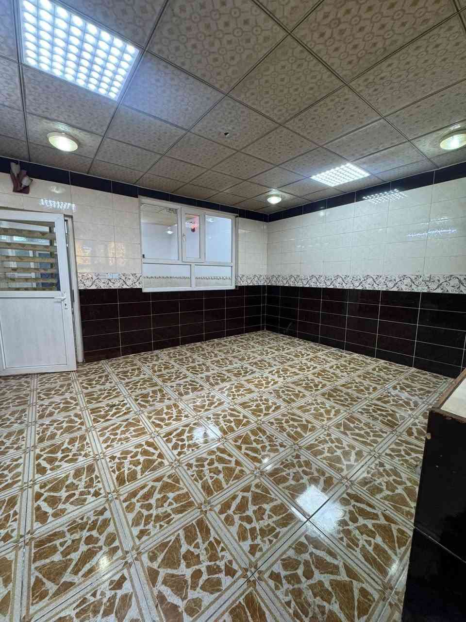 منزل ‏￼ للبيع في حي  #هفالان  ‏(مركز المدينة  اربيل) 
 خانوو بۆ فرۆشتن لەگەرەکی  #هەڤاڵان   
مساحة:- 100متر
  يتكون من :-
 مطبخ 
هول
 صحيات 
3 غرف نوم
البيت #طابو يسجل بأسم اي شخص يحمل الجنسية العراقية 
‏📍موقع البيت:-هفالان قريب عل سوق عشرين اسايش 
  —————————————
‏ للاستفسار 
كورك ***********📞
اسيا ***********📞
—————————————
📍موقع عقارات جميل:- اربيل هفالان خلف مطعم باب الحارة 
 https://maps.google.com/?q=36.194012,44.049461
—————————————
