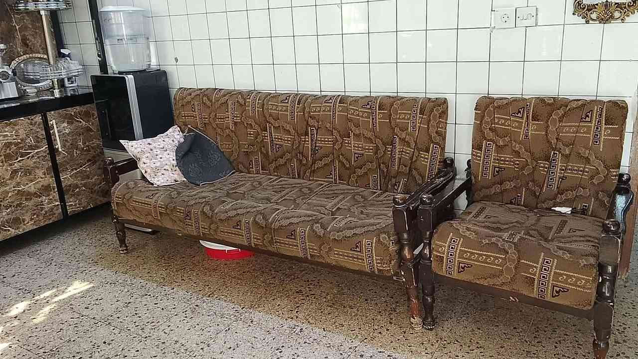 للبيع 3قنفات و4كراسي ب50قفل اي عيب مابيهم


**إذا كنت صاحب هذا الإعلان وتريد حذفه لأي سبب، رجاءا أرسل رسالة إلى الدعم الفني**