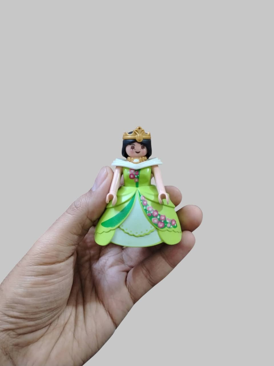 متوفر ✅ 
مجموعة قلعة اليونيكورن من بلاي موبيل 😍 
المجموعة تتكون من (6) قطع 😉 
حجم القطع واضح في الصورة 😌 
للحجز يرجى المراسلة على الخاص ☎️ 
يتوفر توصيل لكل محافظات العراق 🚗


**إذا كنت صاحب هذا الإعلان وتريد حذفه لأي سبب، رجاءا أرسل رسالة إلى الدعم الفني**