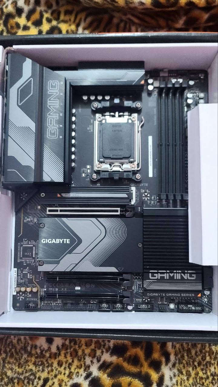 X670 بس فحص
السعر 275 الف


**إذا كنت صاحب هذا الإعلان وتريد حذفه لأي سبب، رجاءا أرسل رسالة إلى الدعم الفني**