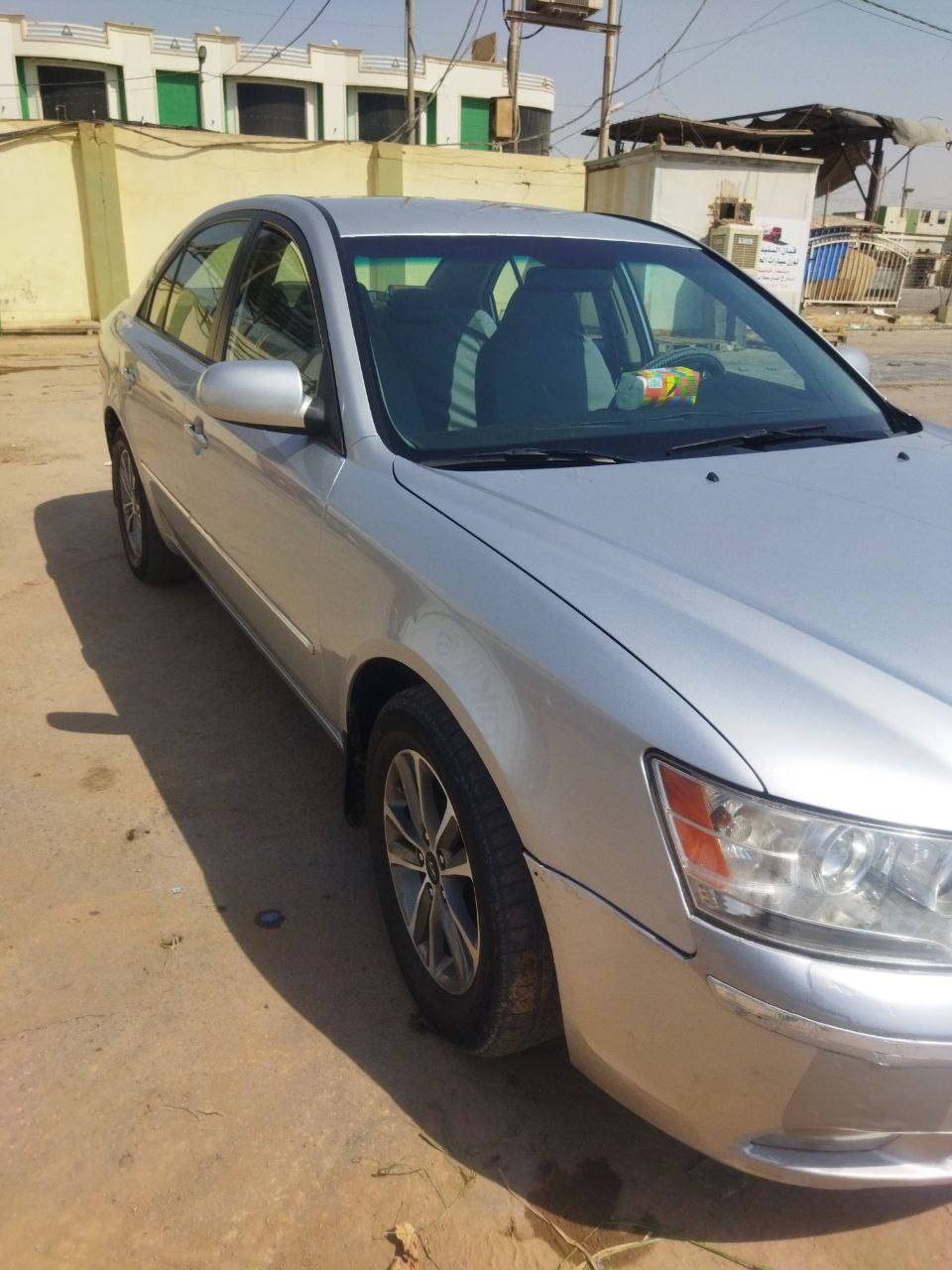 سلام عليكم
متاح سوناتا 2009
نضافه مثل مواضح بصوره تجي وتشوف بعينك
كامله حداديه ومنضومه بانزين جاهزه عل خير.
ضررها داير جاملغ خلفي وتريشه باب الخلفي فقط..
تفحص وين ميعجبك.
سعره 125
 الاستفسار : ***********
